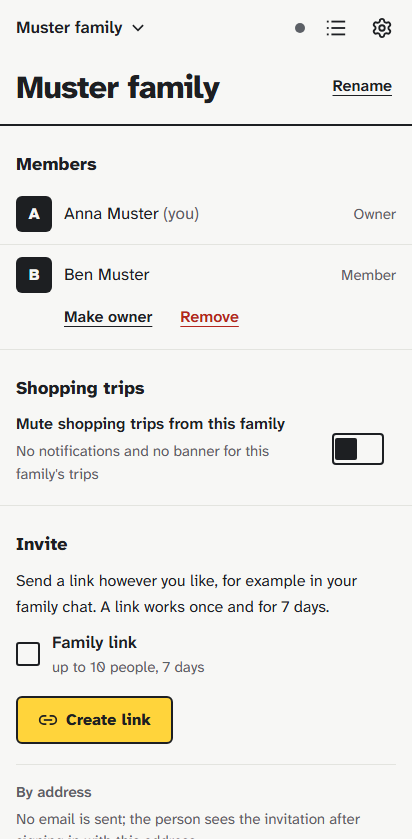 The family page with two members and the invitation options